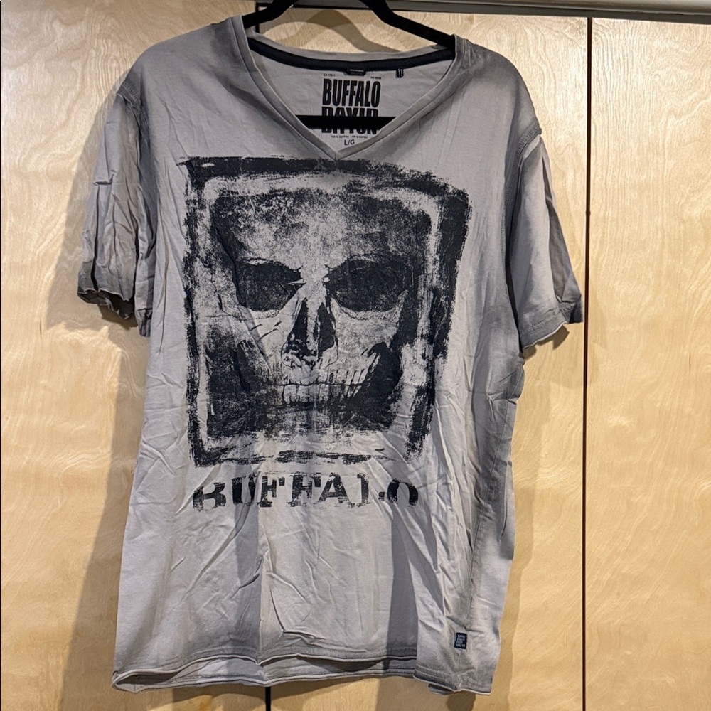Buffalo David Bitton Charcoal Skull Graphic Tee